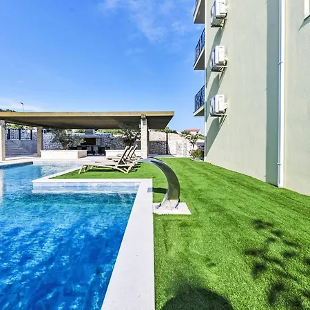 Appartement Luxury Nala By Interhome