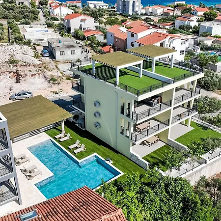 Apartman Luxury Nala By Interhome Sevid